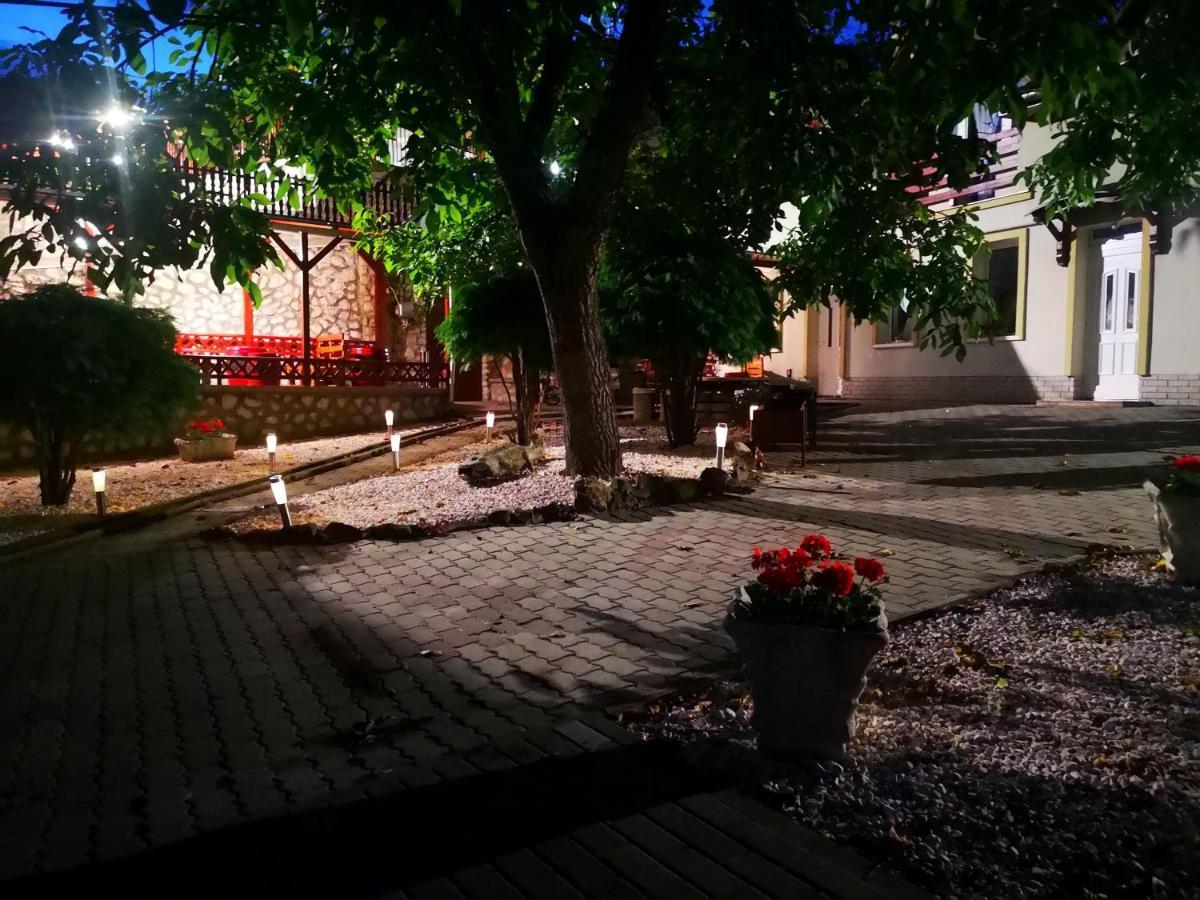 Zoeld Sziget Wellness Bed & Breakfast Egerszalok Luaran gambar